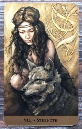 Tarot of the Hidden Realm - Strength