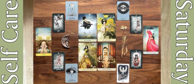 Tarot of Mystical Moments, Oracle of Mystical Moments, Crystal Ball Oracle, Witch's Familiars Rune Oracle