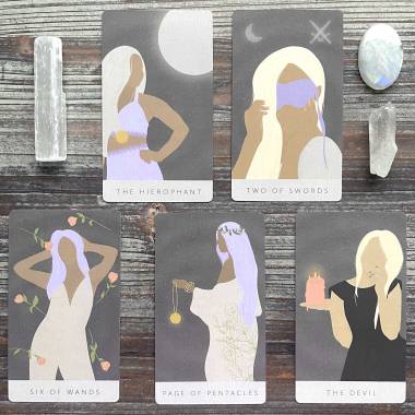 Moonroot Tarot