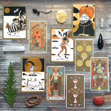 Symbolic Tarot of Wirth and Oracle Médiéval et Merveilleux