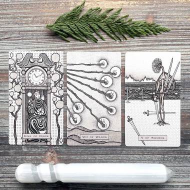 Interim Tarot Beyond Borders