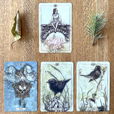 Hush Tarot
