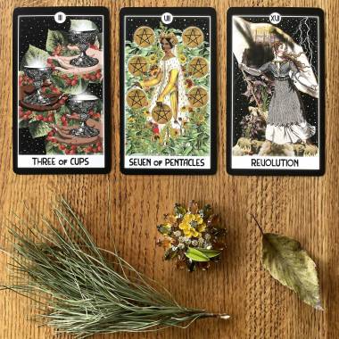 Intuitive Night Goddess Tarot