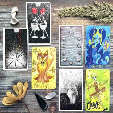 Wild Unknown Tarot and Herbal Oracle