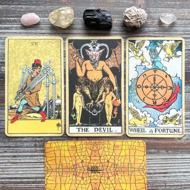 CS Tarot - Seven of Swords, The Devil, Wheel of Fortune