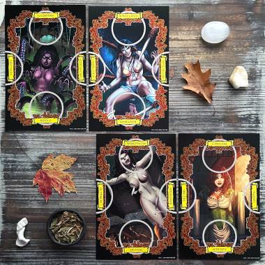 Daughters of Darkness Oracle Cards Set 1