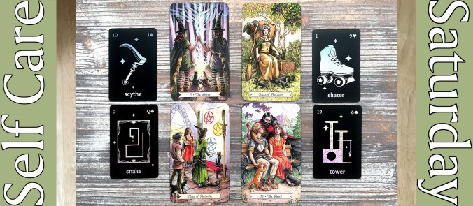 Everyday Witch Tarot and the Black Salt Lenormand