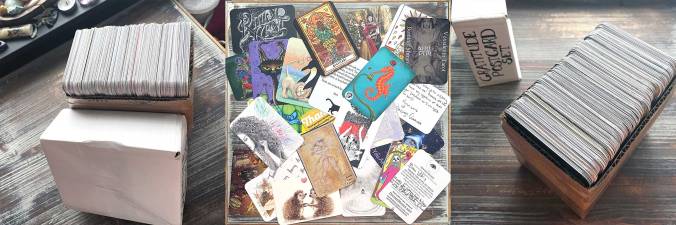 The Gratitude Postcards Oracle Set