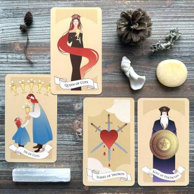Inspiratriz Tarot - Queen of Cups, Six of Cups, Three of Swords, King of Pentacles