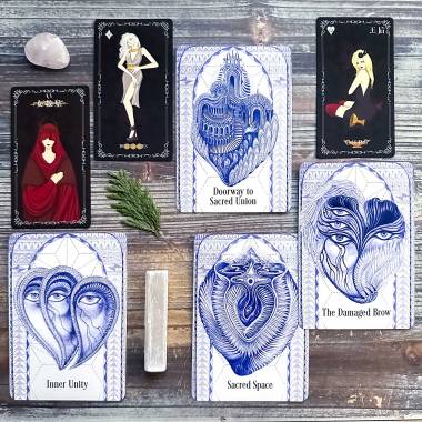 Mini Love Tarot and the All-Seeing Heart Oracle