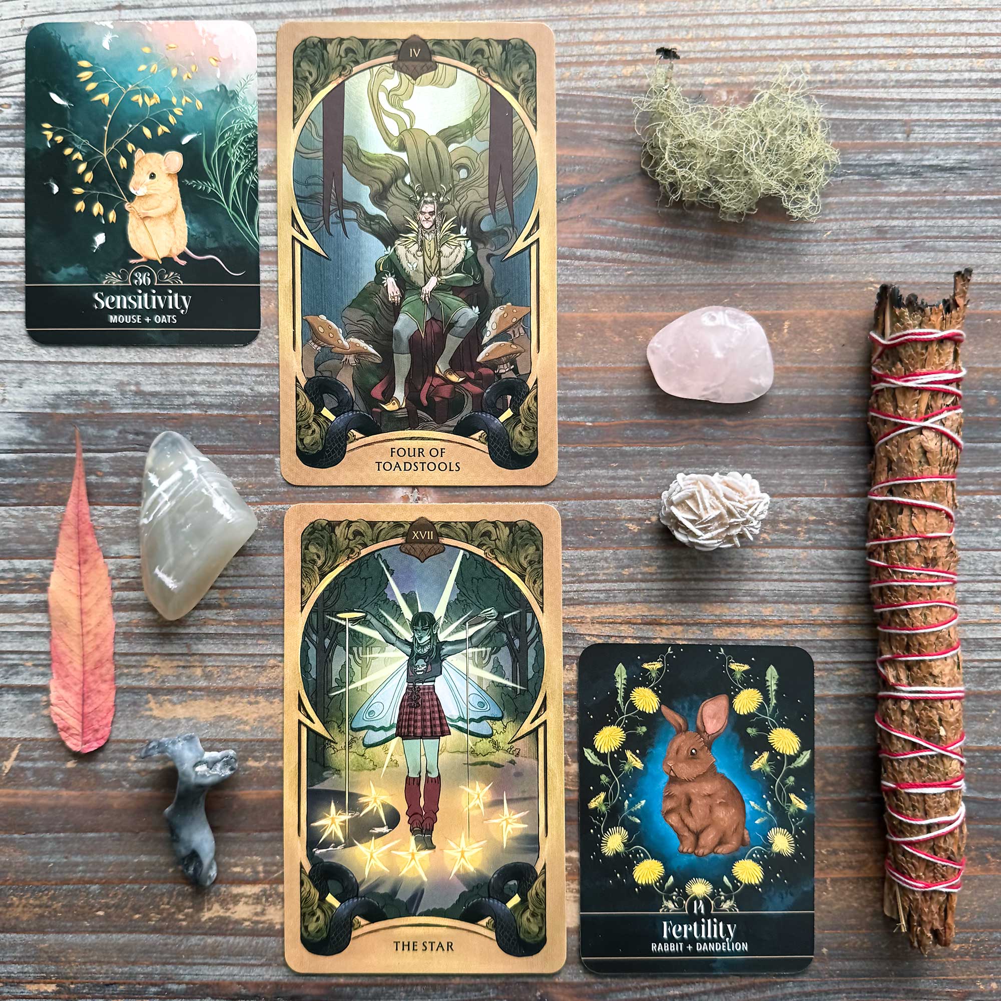 Tarot Reading with Holly Black's Faerie Tarot and The Familiar Magic Pocket Oracle