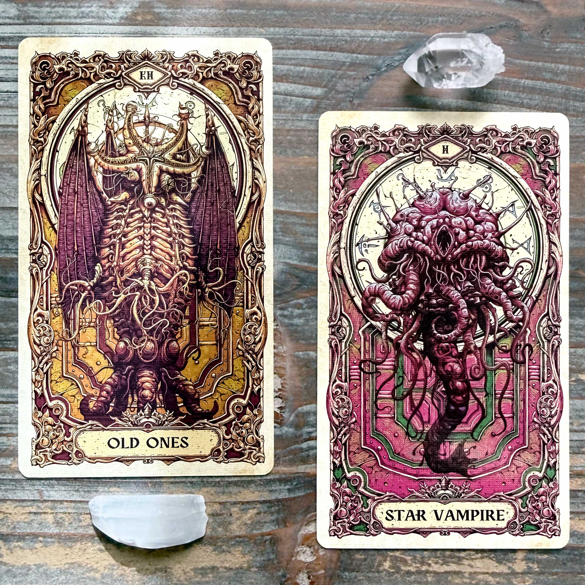Oracle Reading with the Reflections on the Wall: Cthulhu Mythos Oracle Classic Edition
